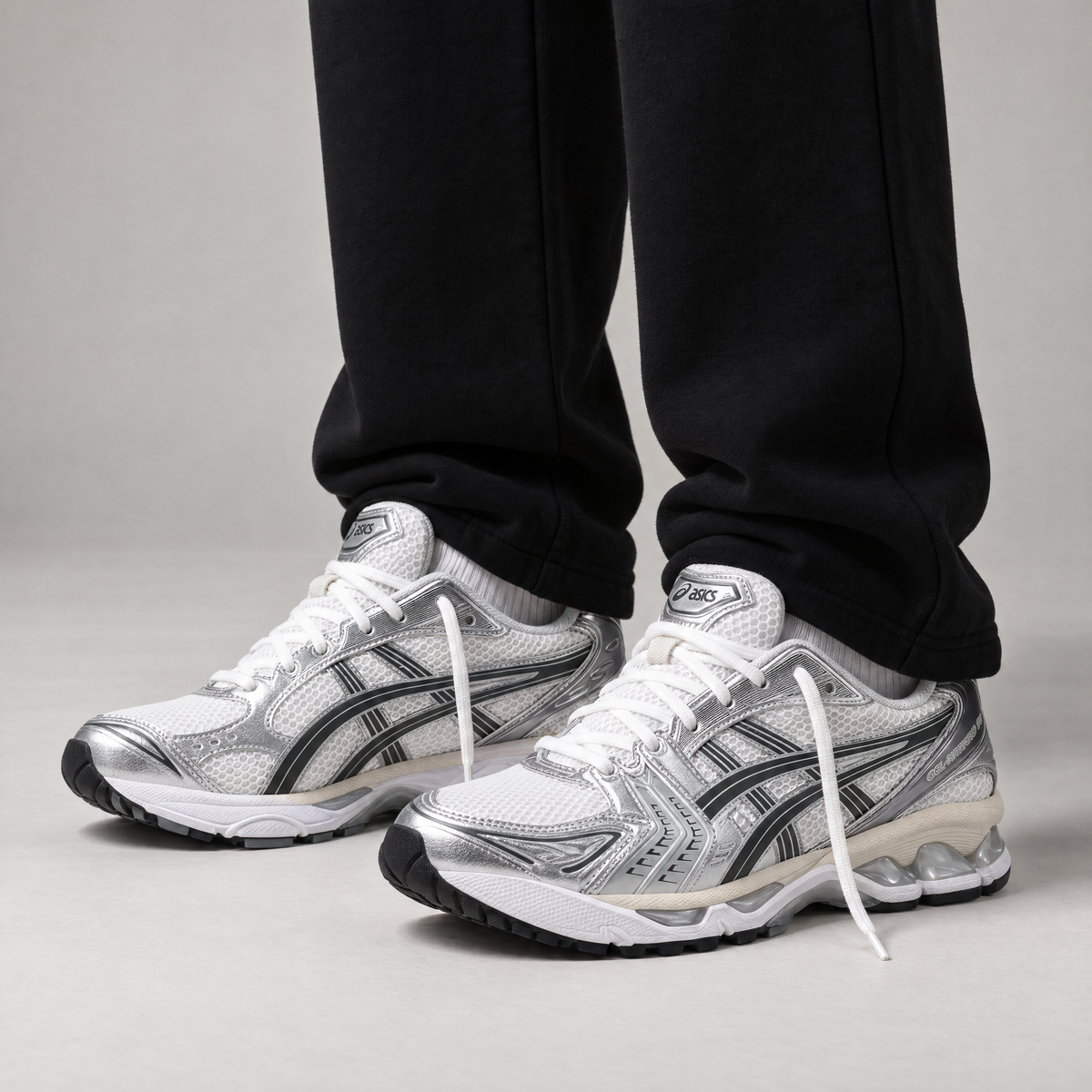 Asics GEL-Kayano 14 White / Graphite Grey