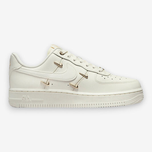 Nike Air Force 1 ’07 LX W Sail Metallic Gold