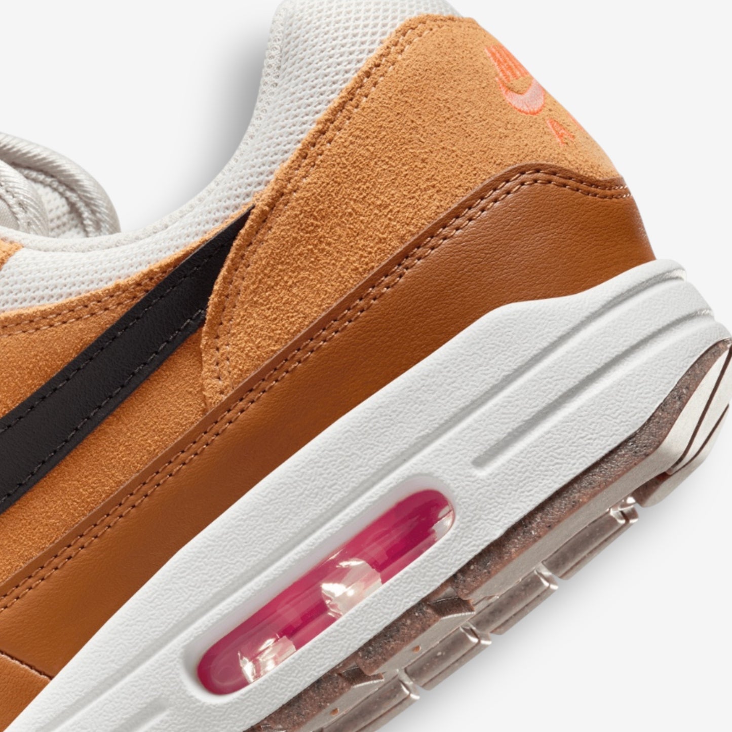 Nike Air Max 1 Essential British Tan / Light Bone