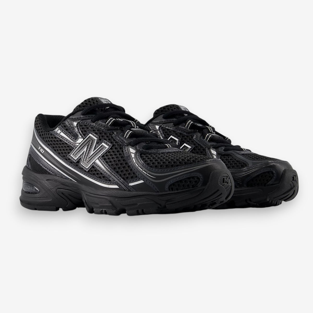 New Balance 740 GS Black Silver Metallic