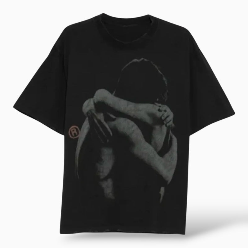 Warman Hugging Graphic T-Shirt