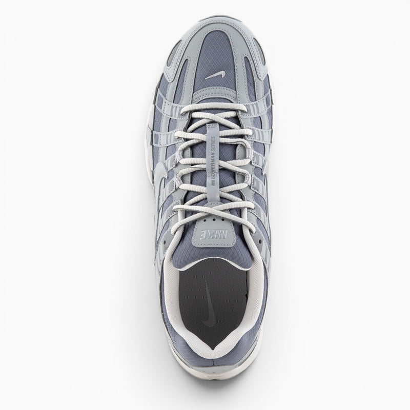 Nike P-6000 lt smoke grey/metallic silver/phantom