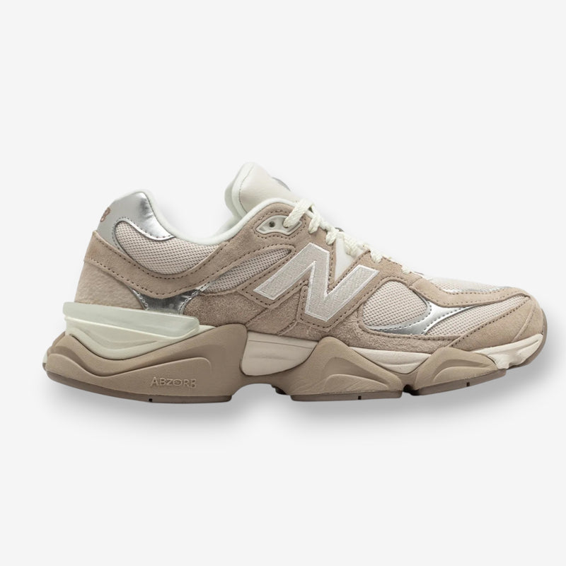 New Balance 9060 Moonbeam / Silver Metallic / Driftwood