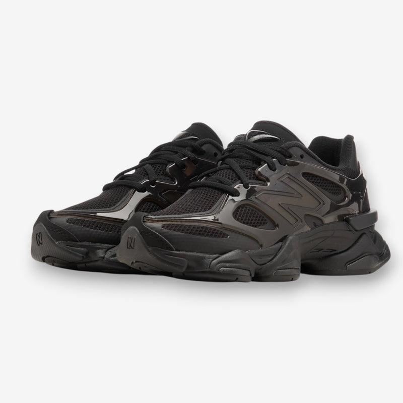 New Balance 9060 Sea Salt / Black