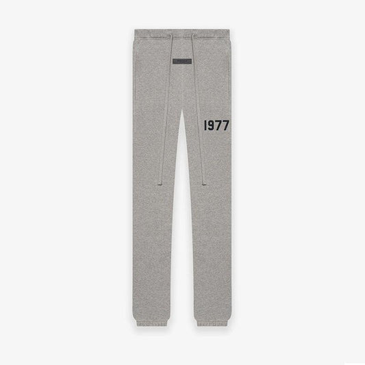 Essentials Fear of God SS22 Dark Oatmeal 1977 Sweatpants – Vorderansicht