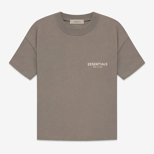 Fear Of God Essentials ss22 Tee Desert Taupe Vorderseite
