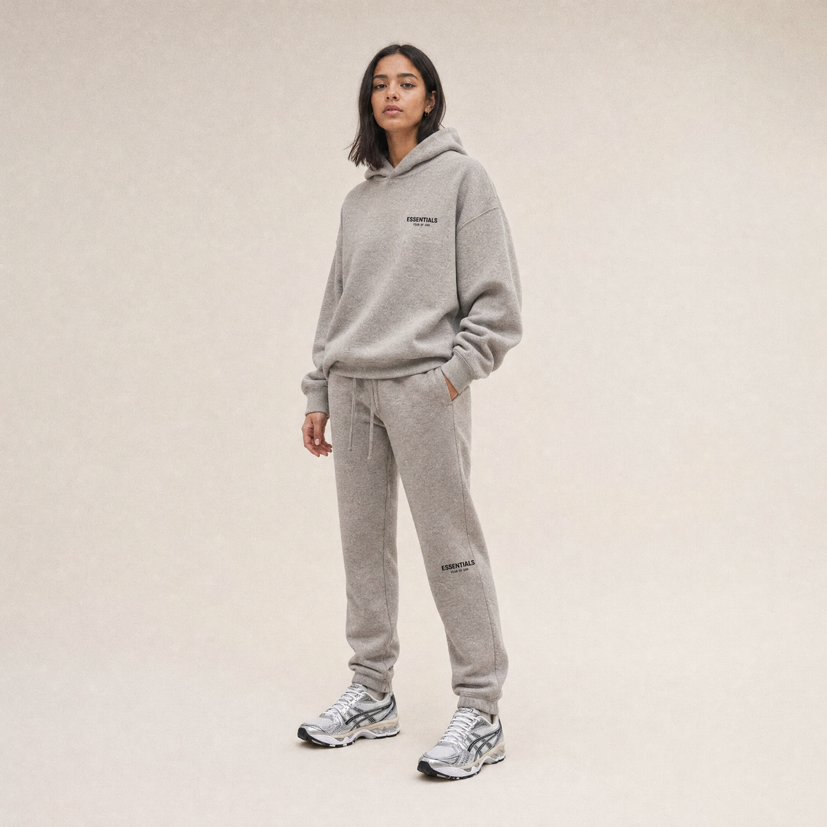 Calças de fato de treino Fear of God Essentials SS22 Dark Oatmeal