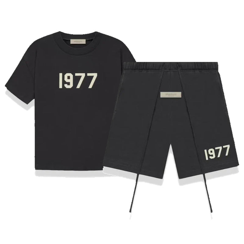 Fear of God Essentials Iron 1977 Sommer Set