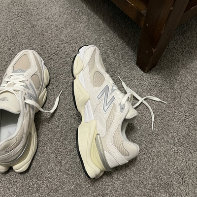 New Balance 9060 Sea Salt, Kundenfoto auf dem Teppich