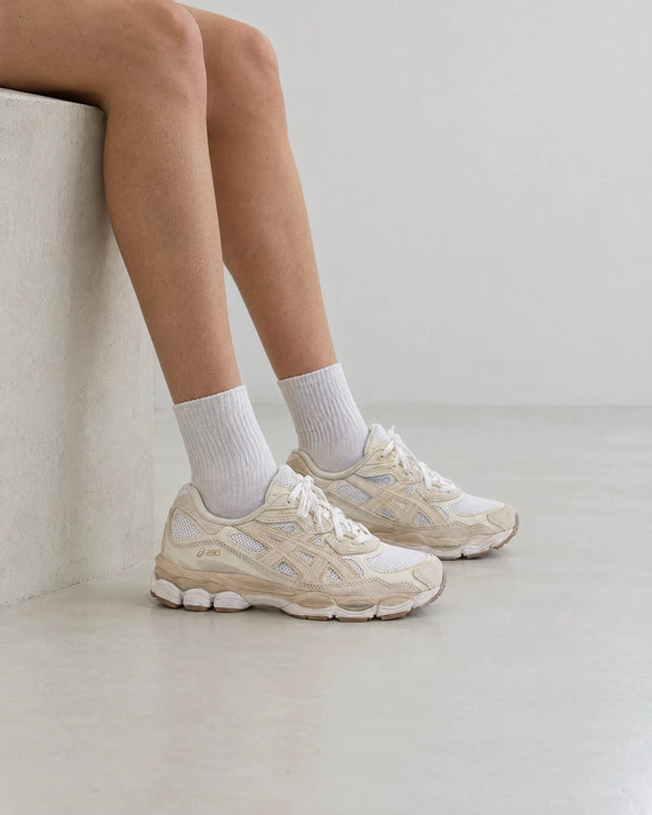 ASICS GEL-NYC White Feather Grey getragen